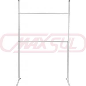 O suporte móvel permite o uso da sauna sem fixá-la na parede, possibilitando o uso em diversos ambientes da casa. 